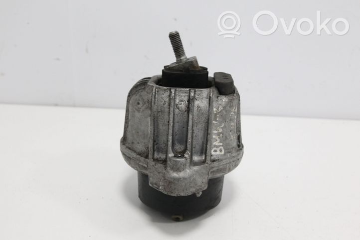 BMW 3 E90 E91 Soporte de montaje del motor 13981112