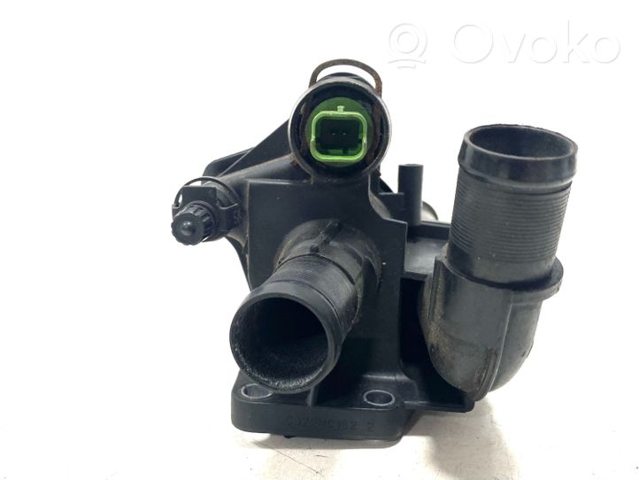 Citroen C5 Termostaatin kotelo 9670253780