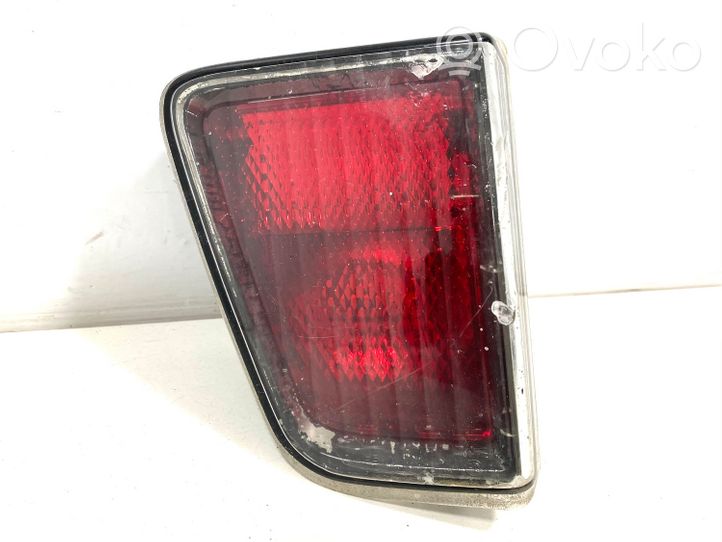 Nissan Murano Z50 Lampy tylnej klapy bagażnika 23663800