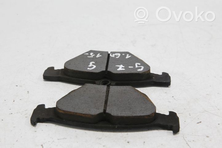 Volkswagen Golf VII Brake pads (rear) 