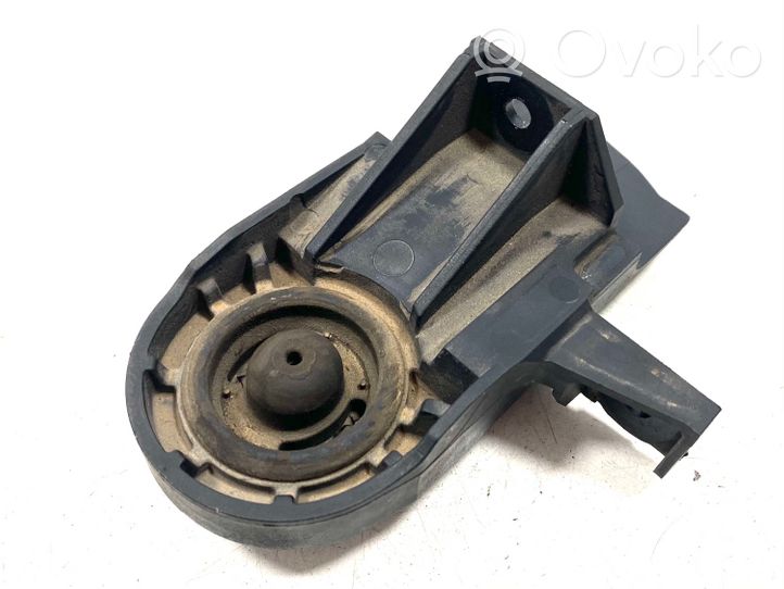 KIA Sorento Staffa di montaggio del radiatore DM271