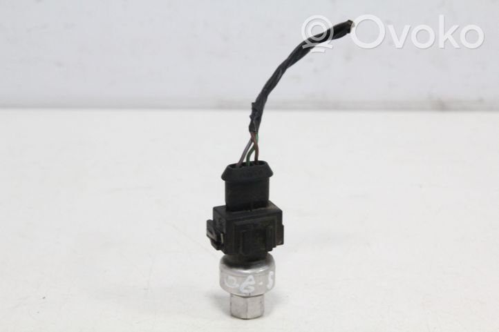 Volvo S80 Air conditioning (A/C) pressure sensor 30661949