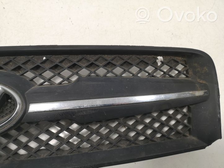Hyundai Tucson JM Front bumper upper radiator grill 