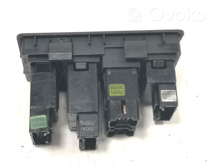 Hyundai ix20 Otros interruptores/perillas/selectores 933001K160