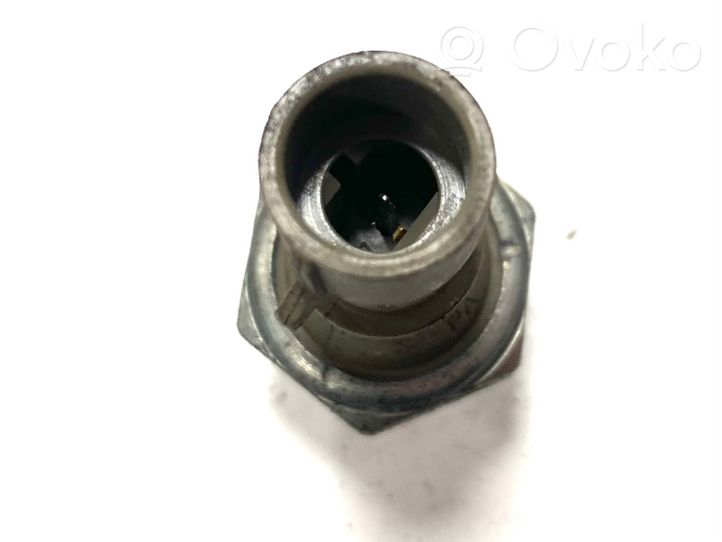 Opel Ampera Capteur de pression d'huile 55581588