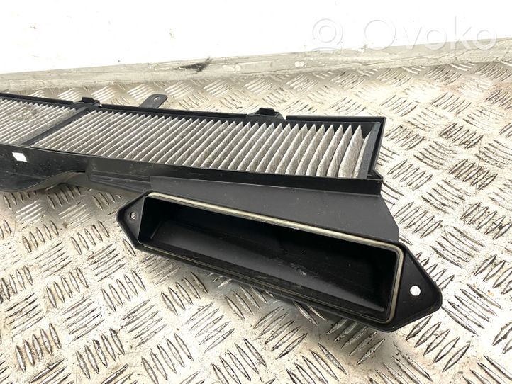 BMW X1 E84 Cabin air duct channel 9313519