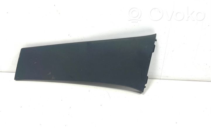 769165275R Renault Clio IV (B) pillar trim (top), 10.00 € | RRR 