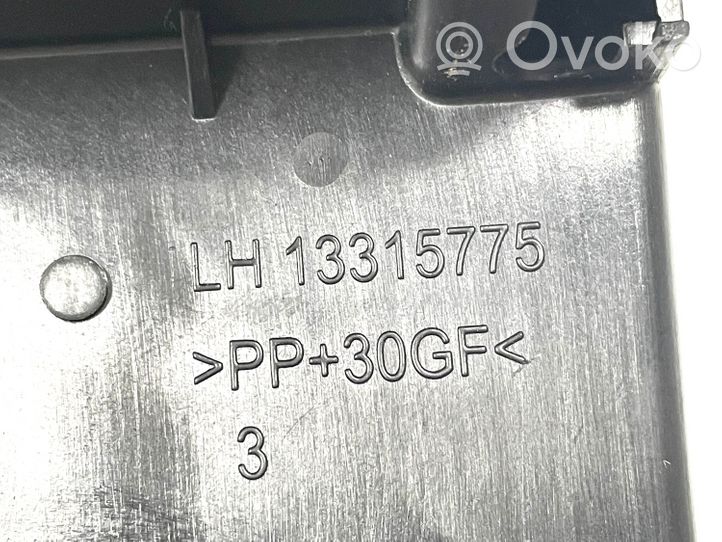 Chevrolet Volt I Istuimen selkänojan lukituksen vastakappale 13315775