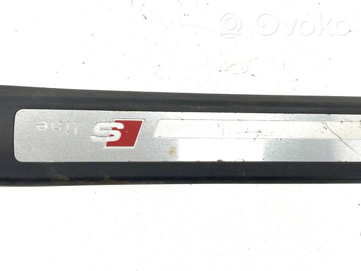 Audi A3 S3 A3 Sportback 8P Etuoven kynnyksen suojalista 8P4853491A