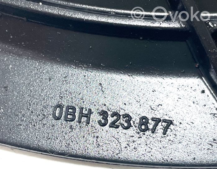 Audi Q3 8U Pavarų dėžės detalė 0BH323877