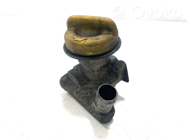 Opel Astra H Oil fill pipe 