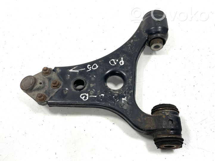 Mercedes-Benz B W245 Braccio di controllo sospensione anteriore inferiore/braccio oscillante A1693300407