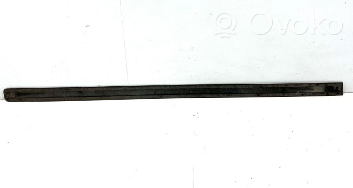 Opel Meriva A Front door trim (molding) 93318764