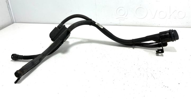 Opel Ampera Tuyau de remplissage de réservoir de carburant A09021528