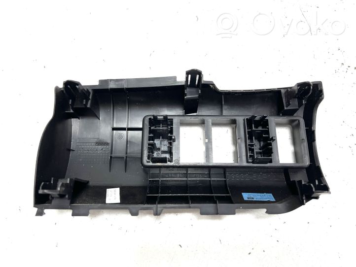 Suzuki Vitara (LY) Autres pièces du tableau de bord 7383254P10