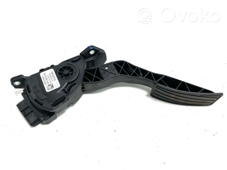 Suzuki Vitara (LY) Pedal del acelerador 4940068L51