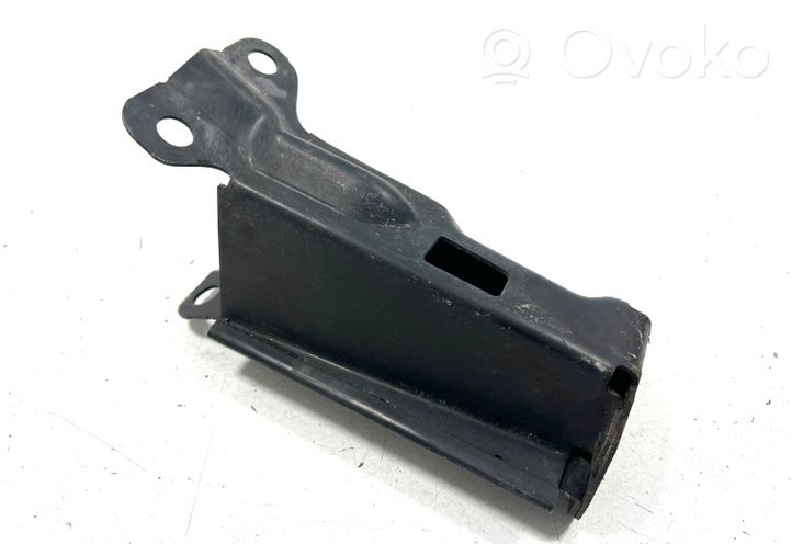 Volvo V70 Radiator support slam panel bracket 