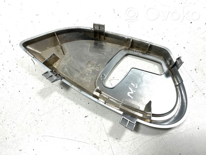 Mercedes-Benz ML W164 Cornice di rivestimento della regolazione del sedile della portiera anteriore 313206