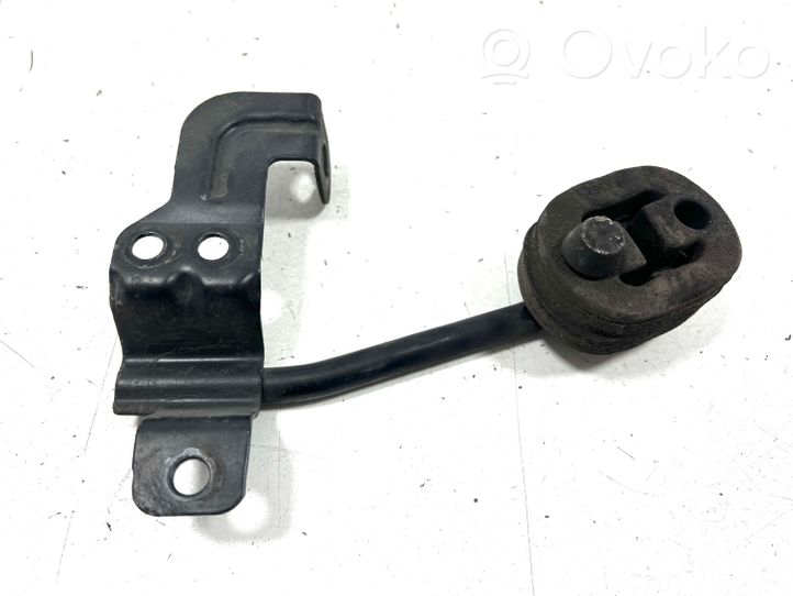 Audi A4 S4 B7 8E 8H Staffa/supporto di montaggio della marmitta 8D0253147E