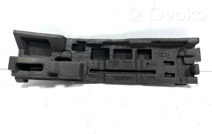 Renault Kangoo I Barra di rinforzo del paraurti anteriore 7700308491