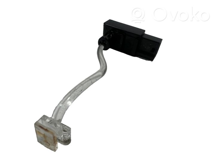 Ford C-MAX II Sensor AM5113E700BB