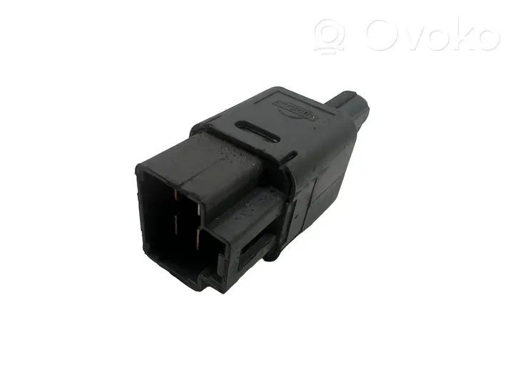 Nissan Leaf I (ZE0) Interruptor sensor del pedal de freno 