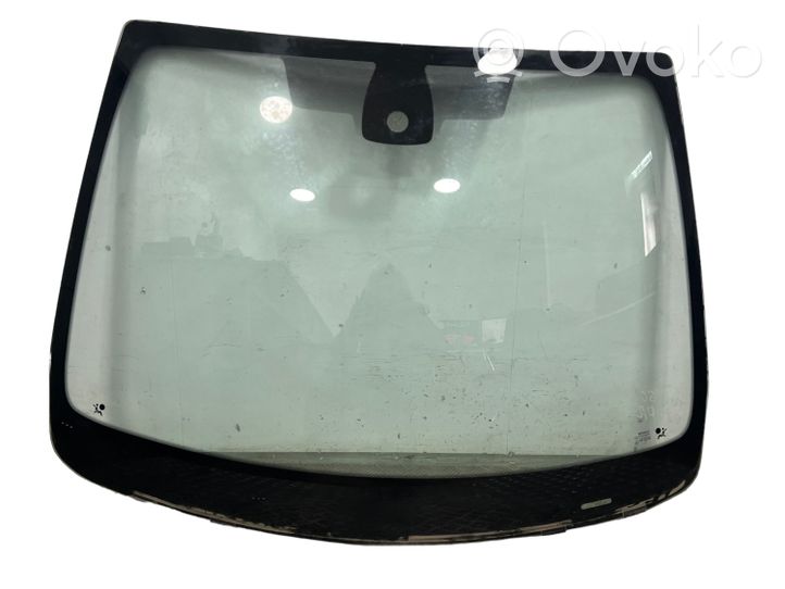 Renault Twingo II Front windscreen/windshield window 43R001586