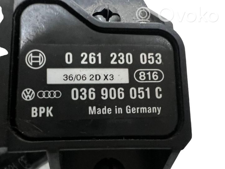 Audi A8 S8 D3 4E Sensore di pressione 036906051C