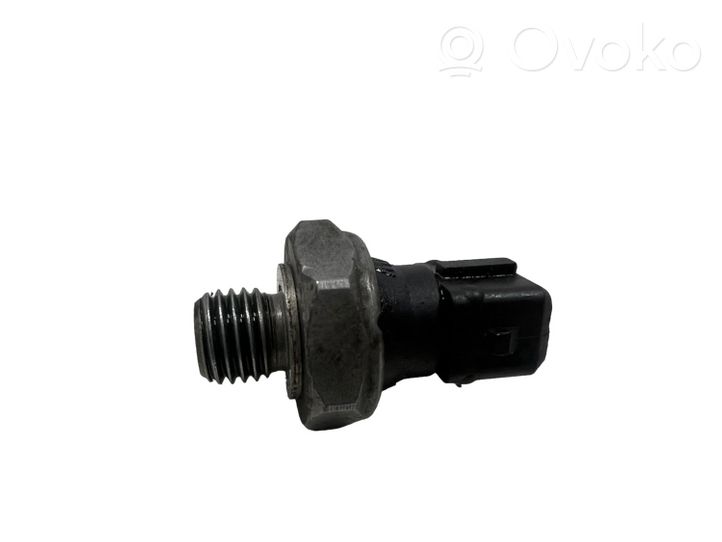 BMW 5 E60 E61 Oil pressure sensor 756848001