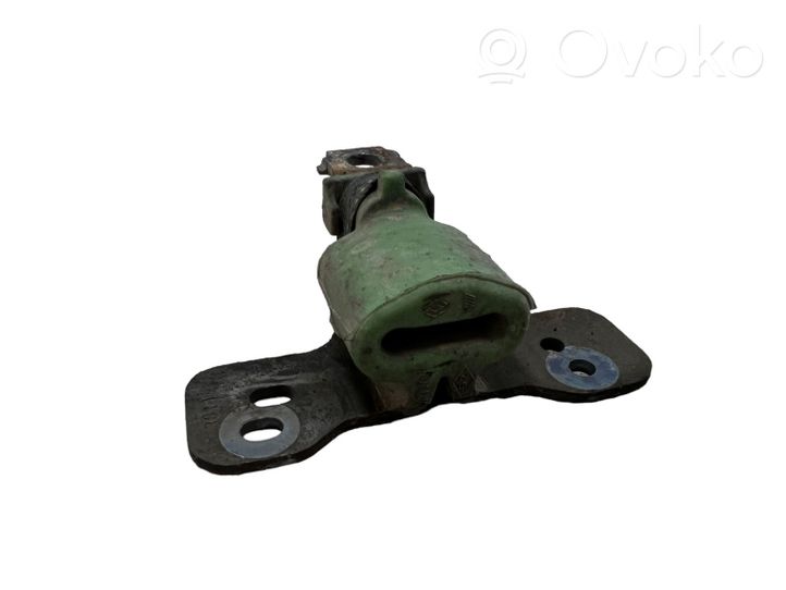 Renault Megane III Staffa/supporto di montaggio della marmitta 8200310007H