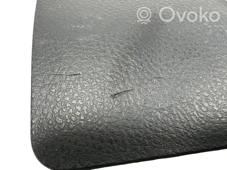 Toyota RAV 4 (XA40) Rivestimento portellone 6776642010