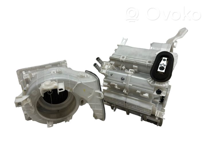 Toyota RAV 4 (XA40) Scatola climatizzatore riscaldamento abitacolo assemblata 8705042571