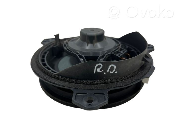 Toyota RAV 4 (XA40) Altoparlante portiera anteriore 8616052330