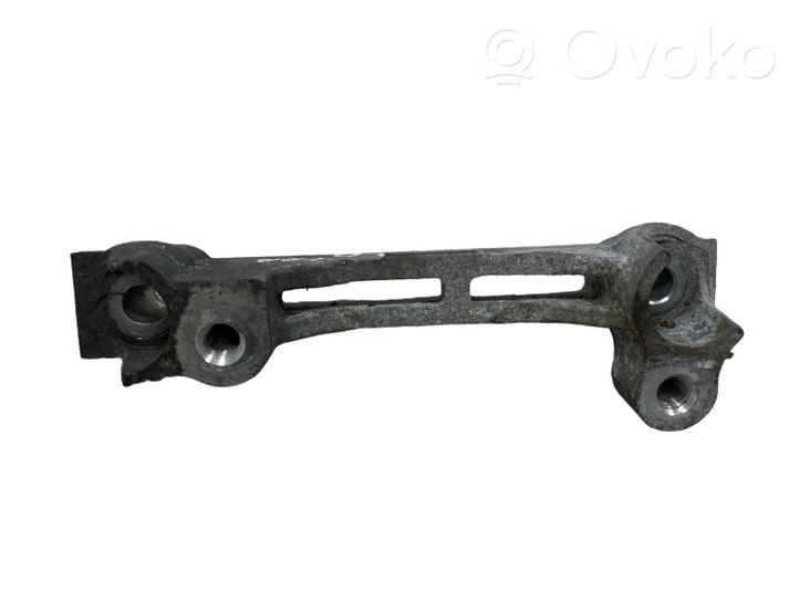 Toyota RAV 4 (XA40) Support, suspension du moteur 