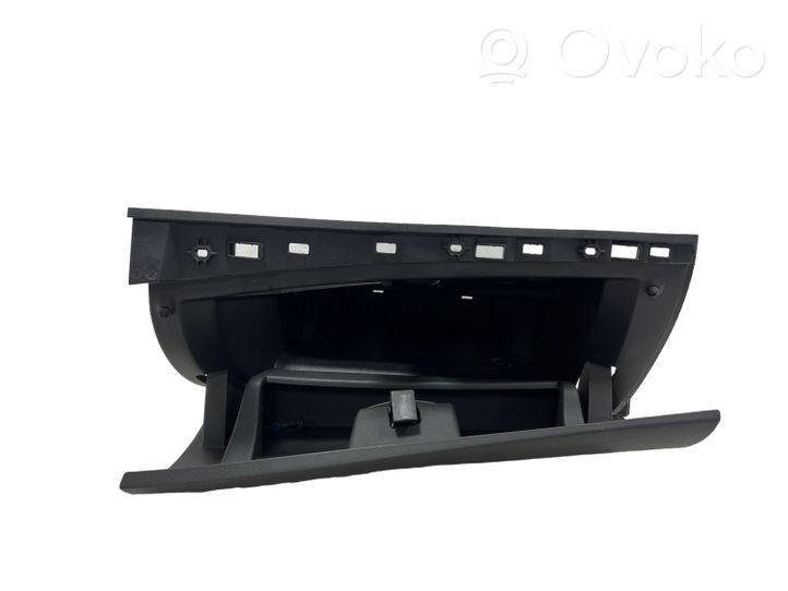 Renault Megane III Glove box set 681080020R