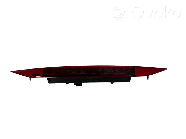 Subaru Outback Luce d’arresto centrale/supplementare VC02116