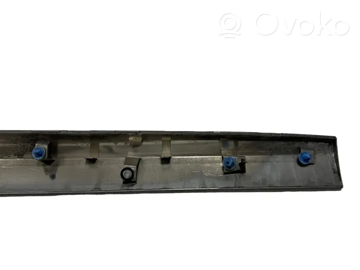 Citroen DS5 Moulure de porte avant 9673774780