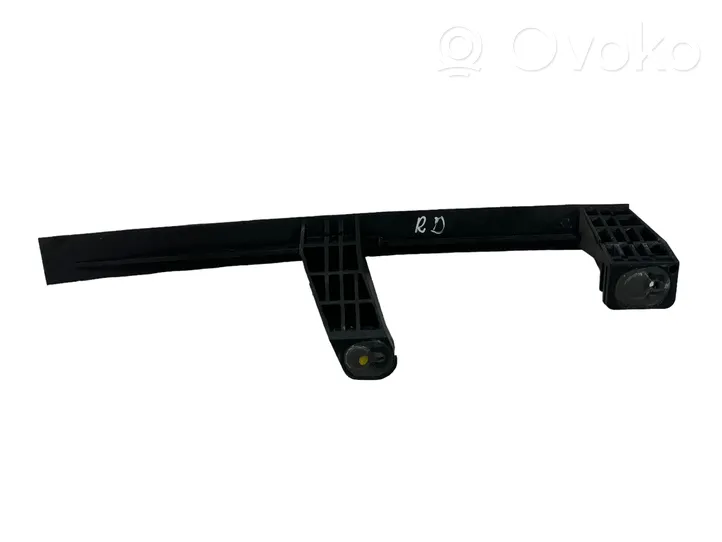 Citroen DS5 Rail de pare-brise de porte avant 9670916280