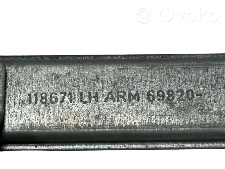 Citroen C1 Elektryczny podnośnik szyby drzwi przednich 118671