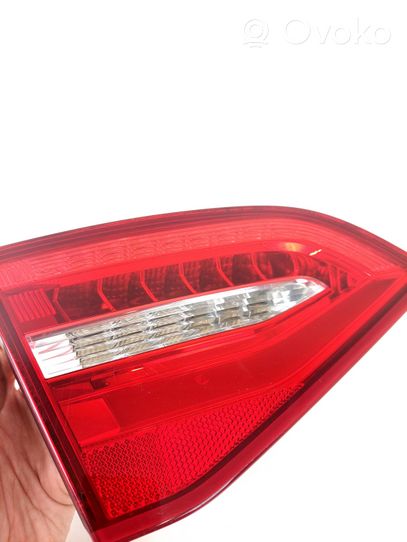 Audi A4 S4 B8 8K Tailgate rear/tail lights 8k9945093e