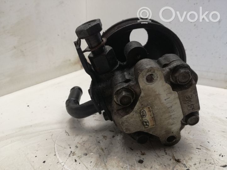 Hyundai Sonata Power steering pump 571003K200