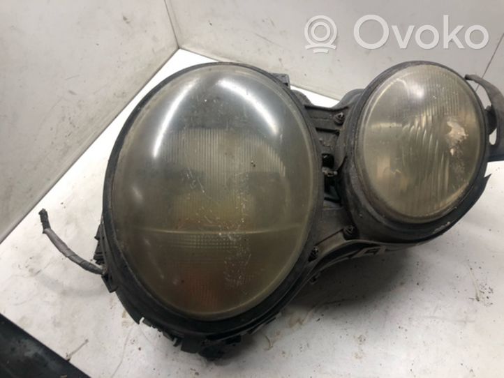 Mercedes-Benz E W210 Phare frontale 00745700