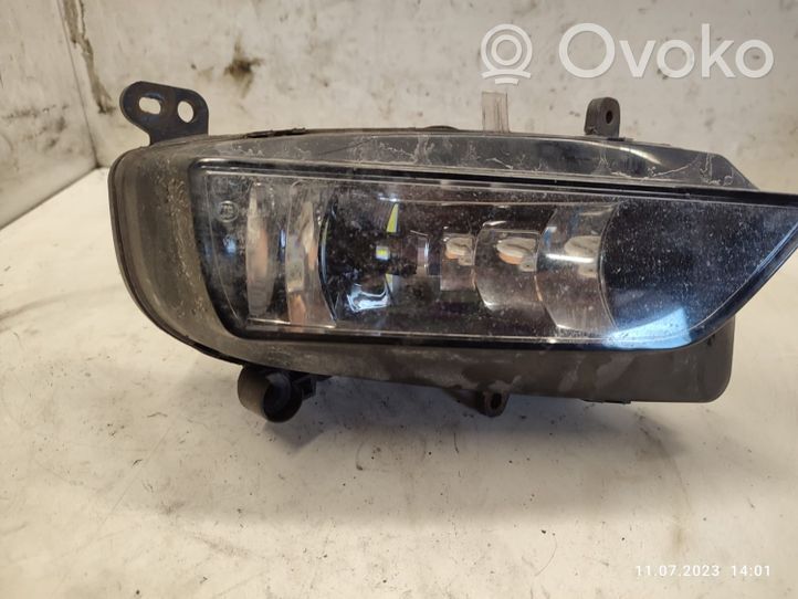 Audi A5 8T 8F Światło przeciwmgłowe przednie 8T0941699G