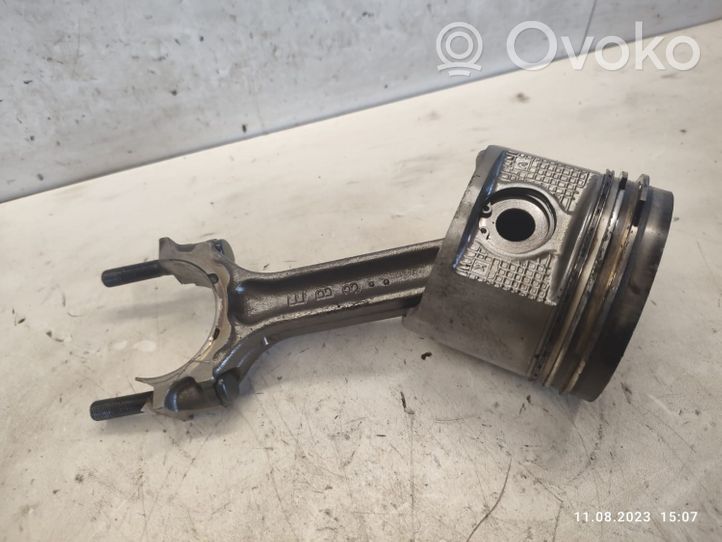 Nissan Navara D22 Piston 