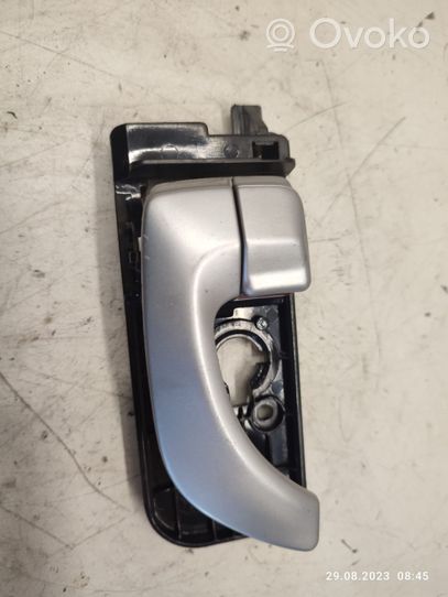 Hyundai Sonata Front door interior handle 