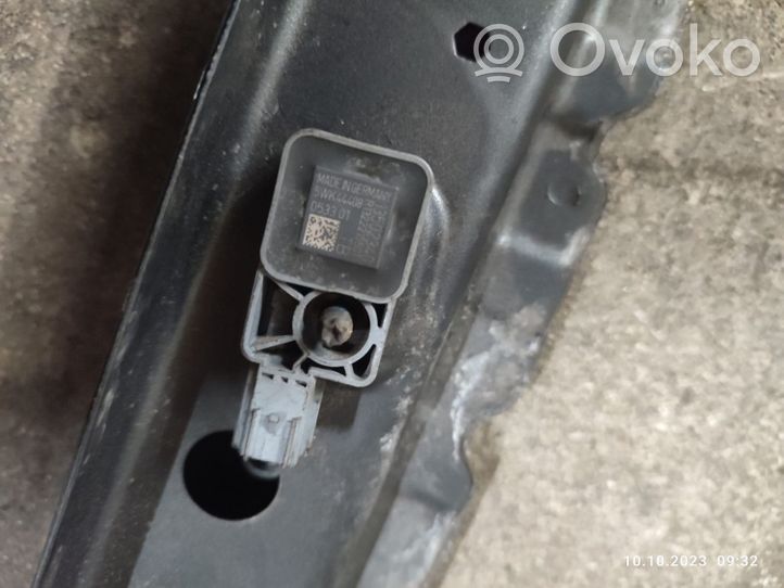 Opel Insignia A Staffa del pannello di supporto del radiatore parte superiore 