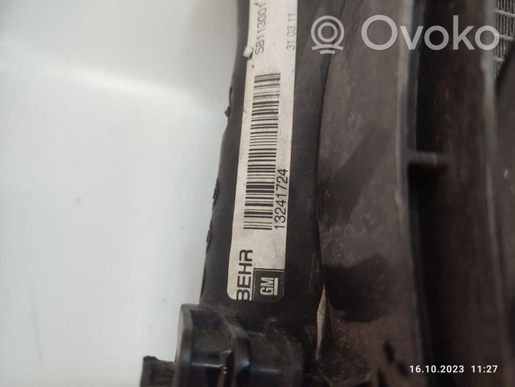 Opel Insignia A Jäähdyttimen lauhdutin 13241724