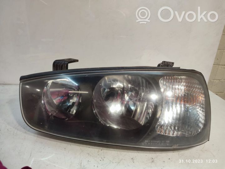 Hyundai Elantra Phare frontale 921012DXXX