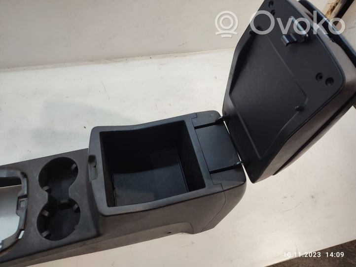 Hyundai Santa Fe Center console 