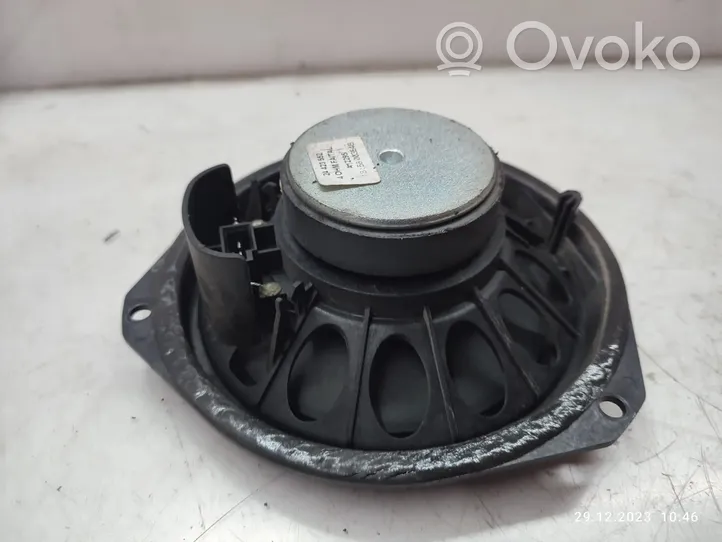 Opel Vectra C Enceinte de porte arrière 24423552